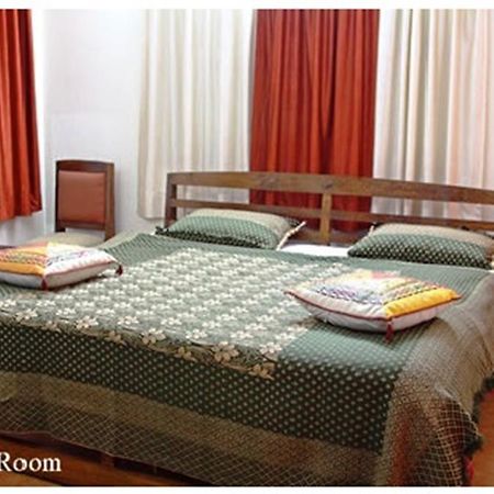 Ranikhet Grand Bagian luar foto